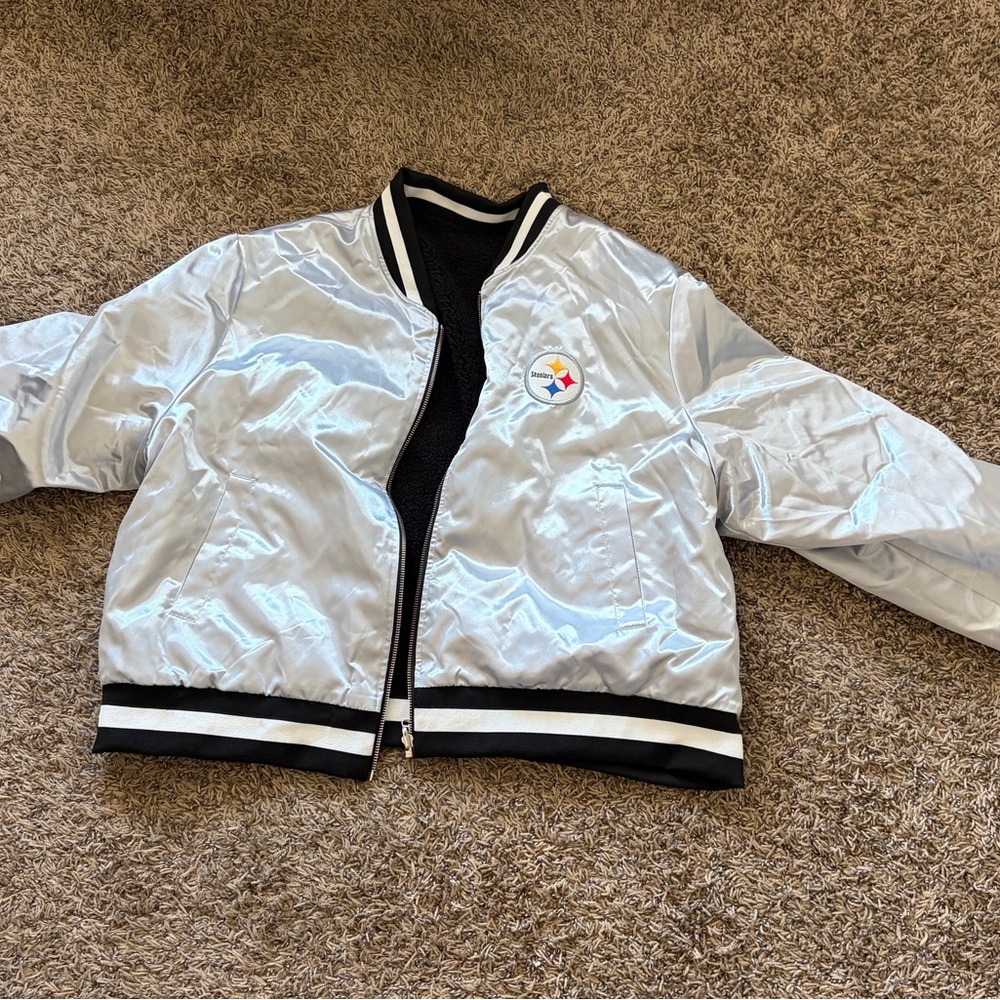 Women 2 sided jacket XL Steelers